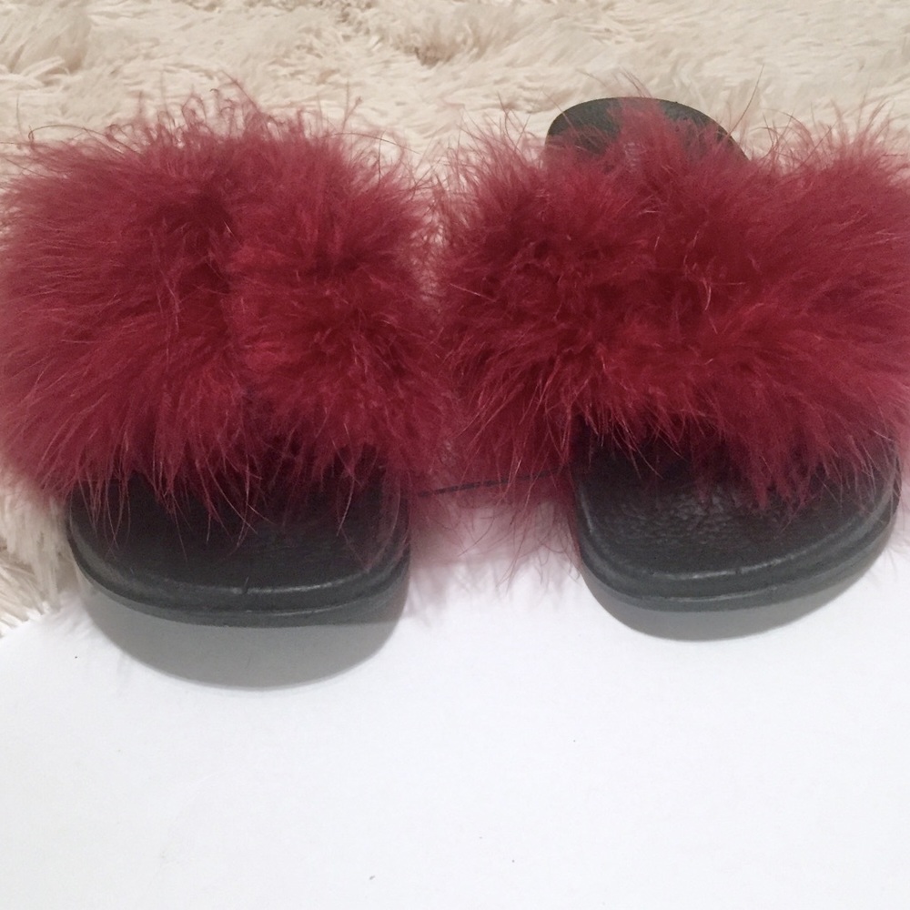 Olivia Miller Marabou Feather Slide on Sandals - Picture 3 of 7